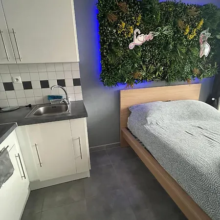 Naturiste Cap D'agde Heliopolis F 47 Agde